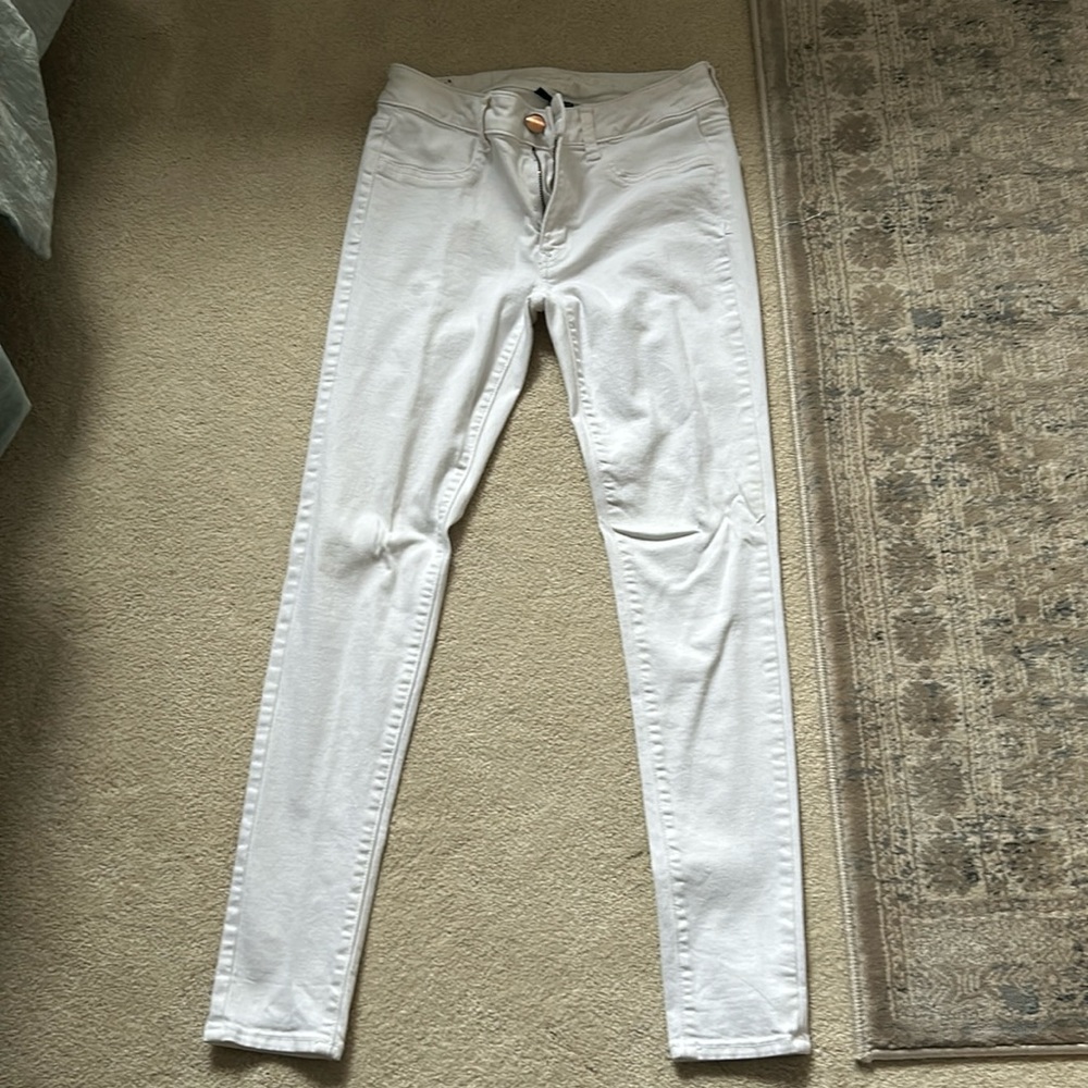 American Eagle White Skinny Jeans Size 6